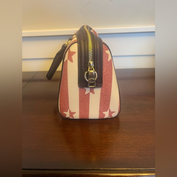 Sold - Picture 6 of 8